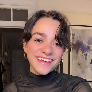 Ally Anna Maria 0009