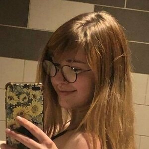 Beatriz Milhomens 0003