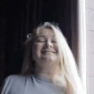 Blondeany Dance 0004