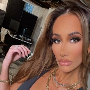 Carmella 0002