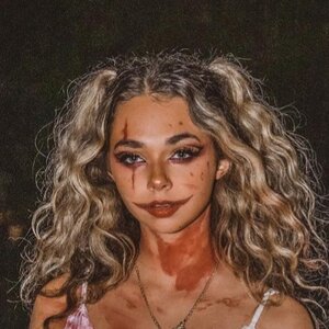 Chrissycorsaro 0005