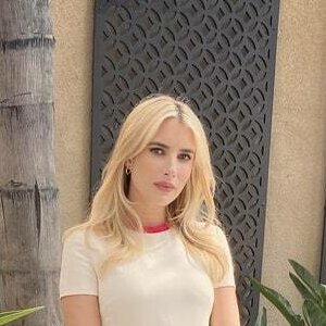 Emma Roberts 0004
