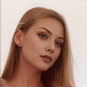 Evelyn Rose 0012