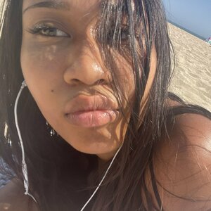 Hannah Mea74107 0009