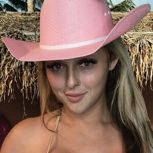 Heartland Hottie 0059