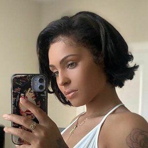 Jasmine Grenaway 0002