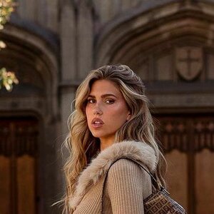 Kara Del Toro 0005