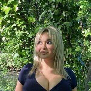 Karina Grinberryall 0121