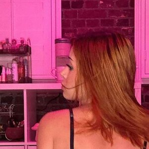 Kiana Akers 0019