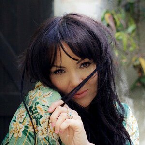 Martine Mccutcheon 0016