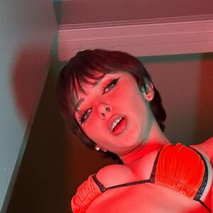 Mikayla Skinner 0007