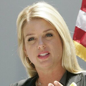 Pam Bondi 0016