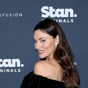Phoebe Tonkin 0006