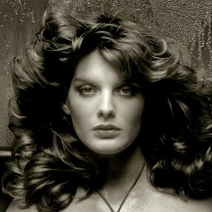 Rene Russo 0002