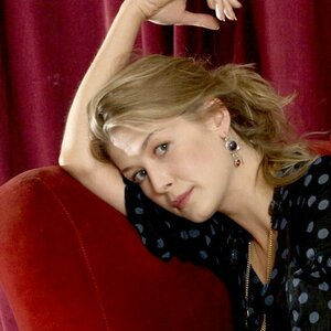 Rosamund Pike 0007