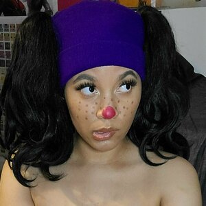 Thighlyinfluential 0007